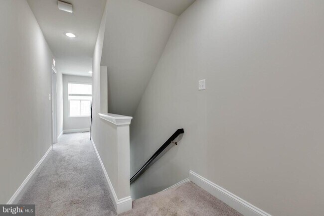 Building Photo - 7110 Druce Way