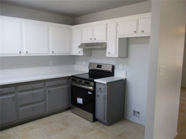 Building Photo - 5112 Amber Sands Dr