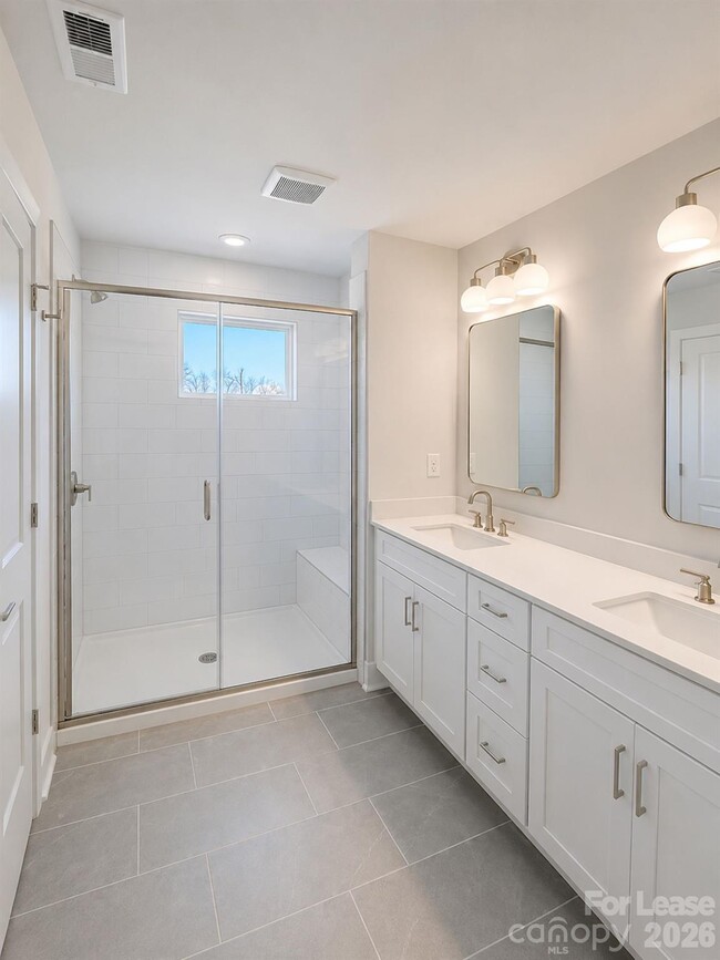 Building Photo - 4630 Dogwood Pl