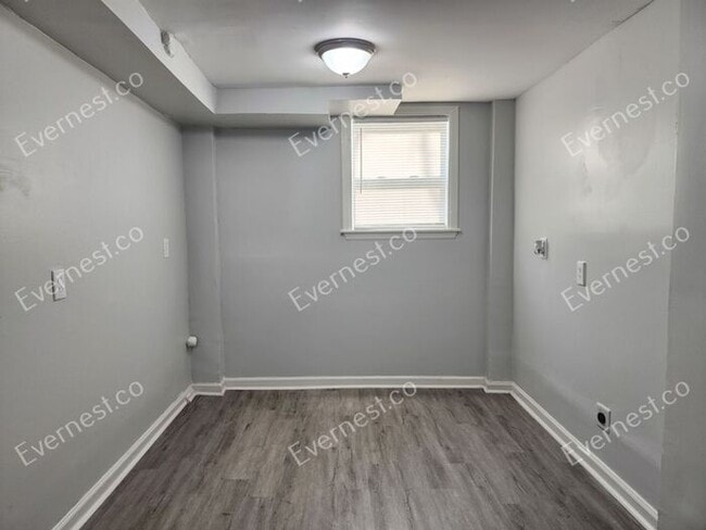 Building Photo - 1682 Altadena Pl SW