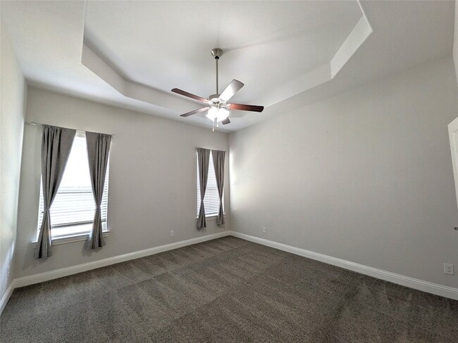 Building Photo - 1409 Summit View Ln