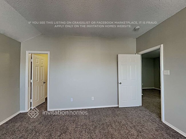 Building Photo - 1306 Deville Cir