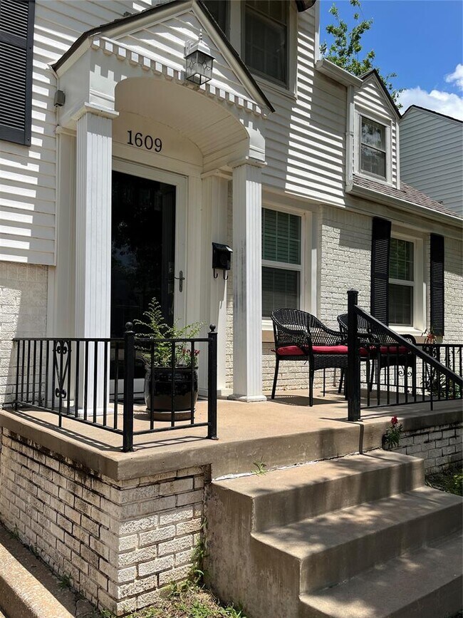 Building Photo - 1609 NW 43rd St