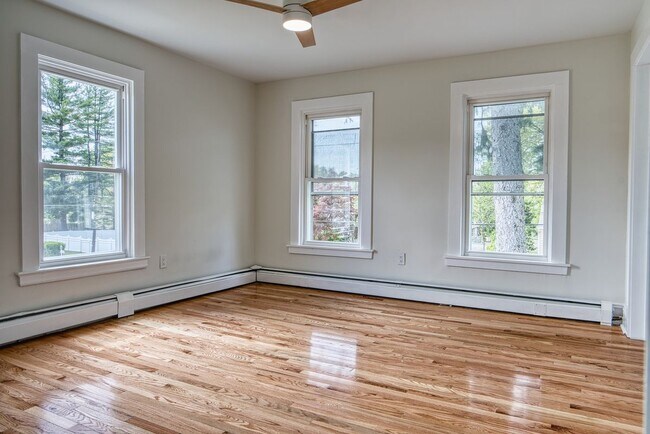 Building Photo - 71 Lenox Ave