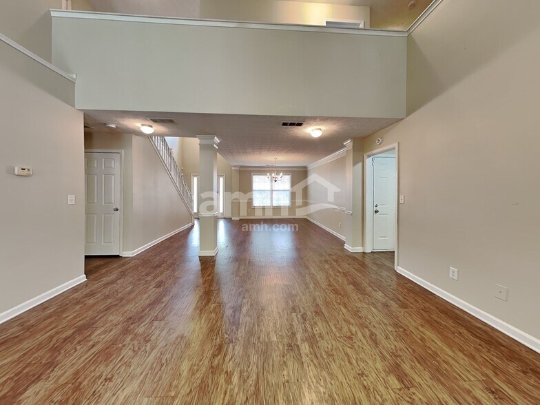 Building Photo - 1474 Queenie Smith Rd NE