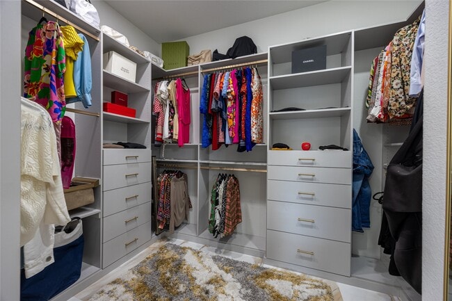 Building Photo - 14 Rancher's Trail