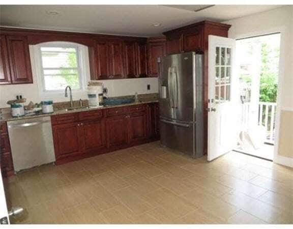 Building Photo - 254 Broadway