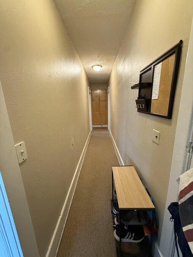 Building Photo - Charming 1BR in Historic Douglas Building ...