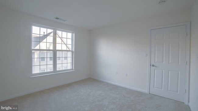 Building Photo - 8067 Nicosh Cir Ln