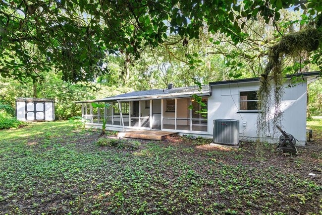 Building Photo - 4721 SW 47th Wy