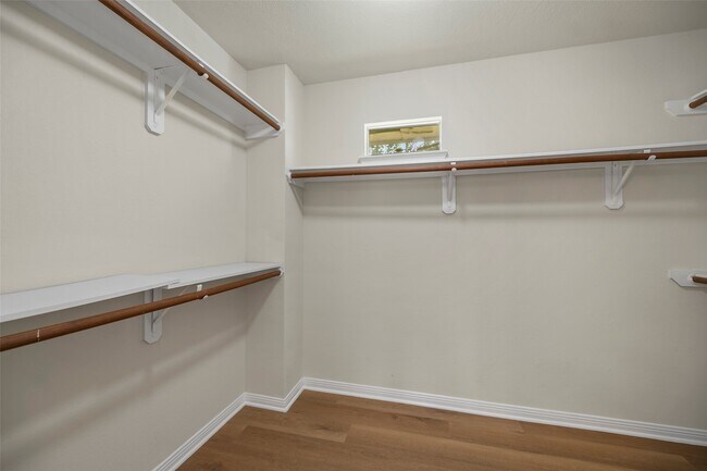 Building Photo - 4922 Moss Run Dr