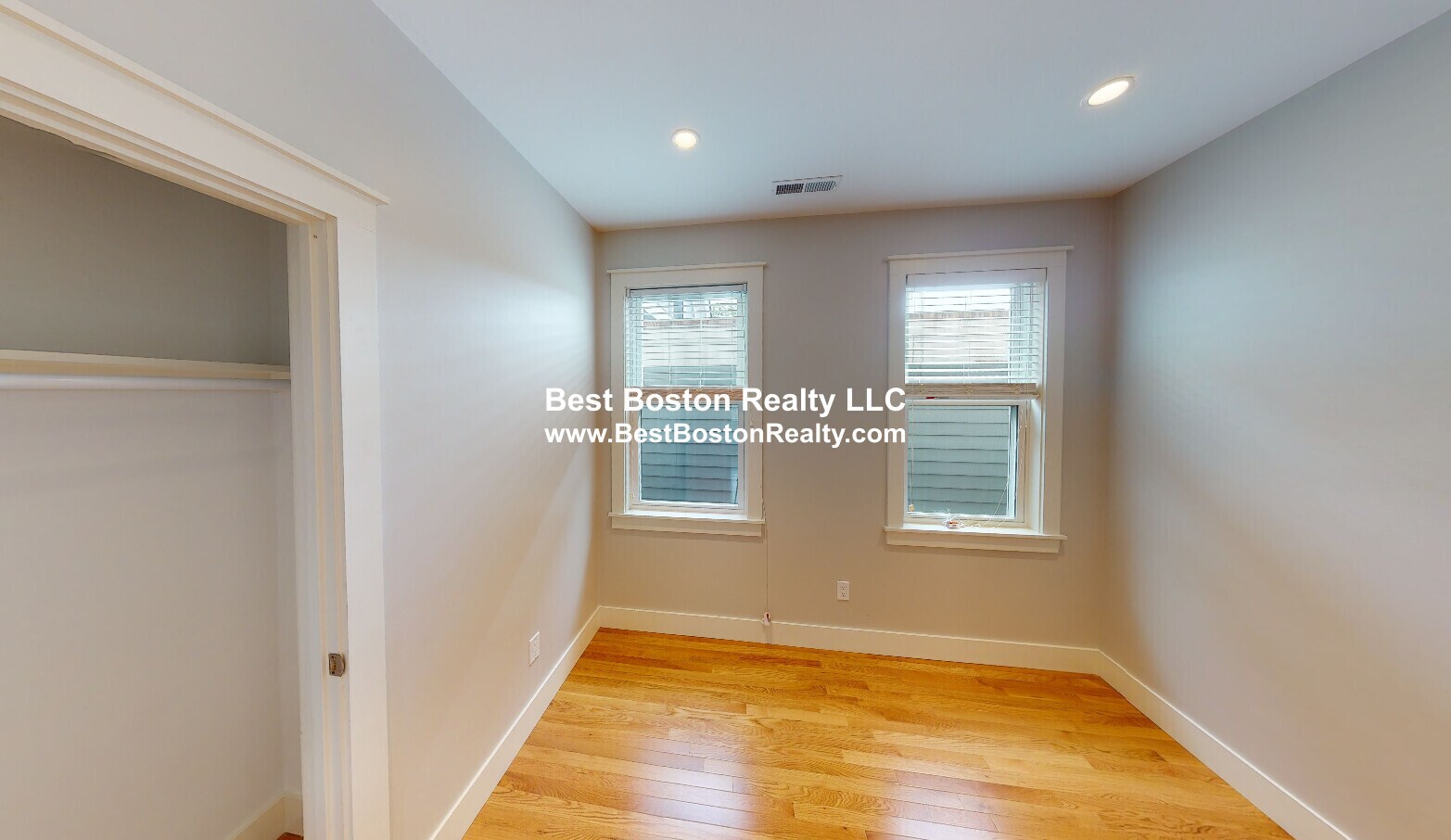 Building Photo - 70 Spring St