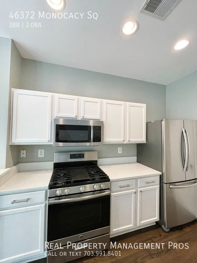 Building Photo - 46372 Monocacy Square