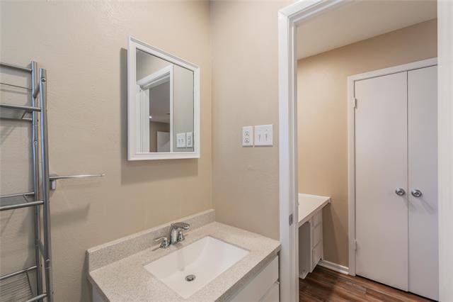 Building Photo - 6501 Calmont Ave