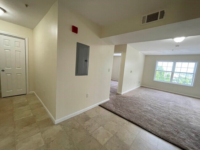 Building Photo - 100 Sentinel Court