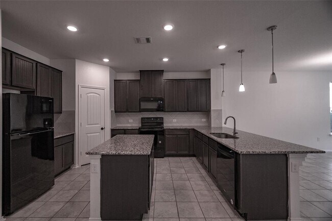 Building Photo - 6408 Carriage Pines Dr