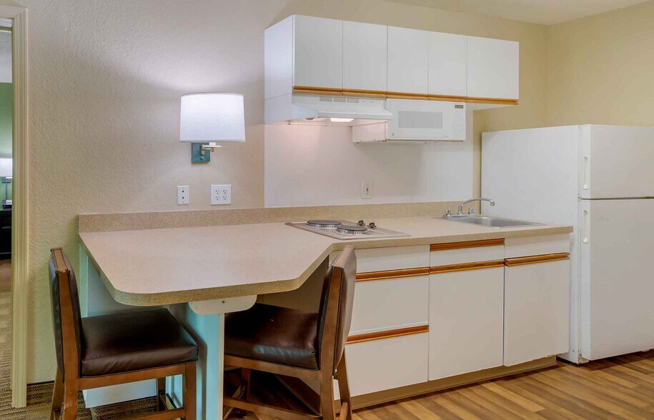 Building Photo - Furnished Studio-Boston - Westborough - Connector Road