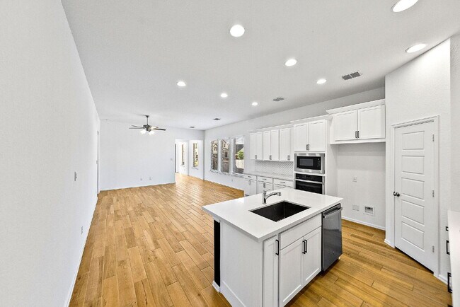 Building Photo - Built for Pasta Nights, Movie Nights, and Slow Sunday Mornings