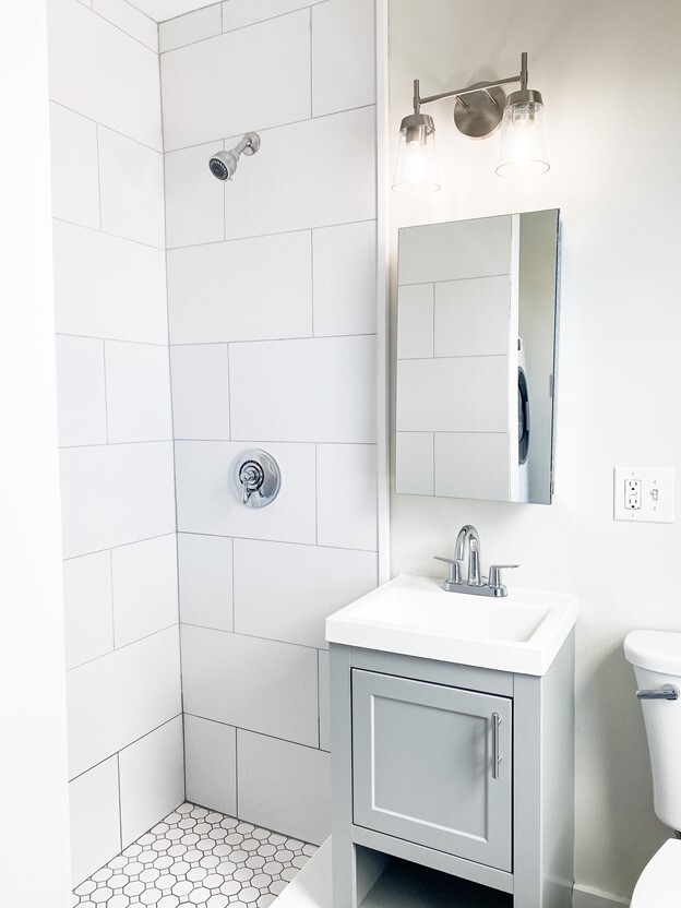 Building Photo - 84 Emerson St