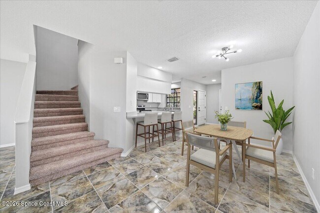 Building Photo - 1251 Beachside Ln