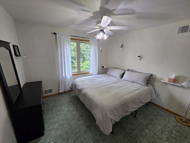 Building Photo - Luxury 4-Bed Retreat with In-Ground Pool & 3-Car Garage