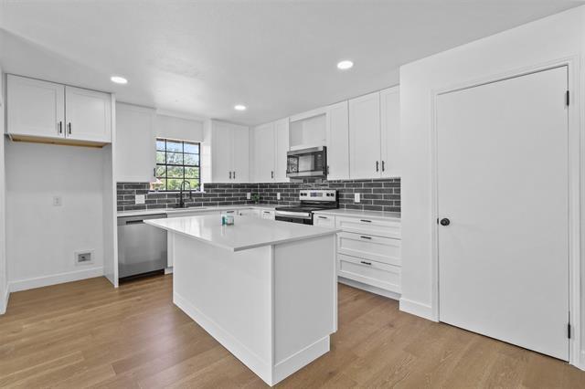 Building Photo - 6012 Meredith Ln
