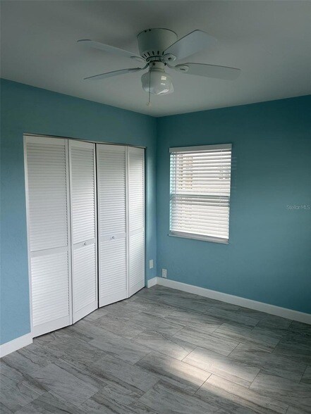 Building Photo - 717 Sunset Cove