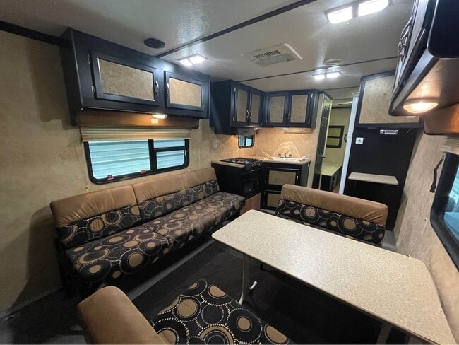 Building Photo - 5250 US-441