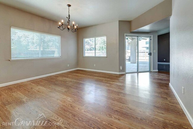 Building Photo - Granville Realty Rental Home