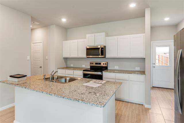 Building Photo - 3137 Pecan Farm Ln