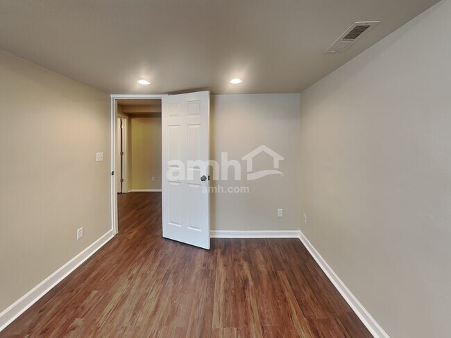 Building Photo - 16916 Molina Pl