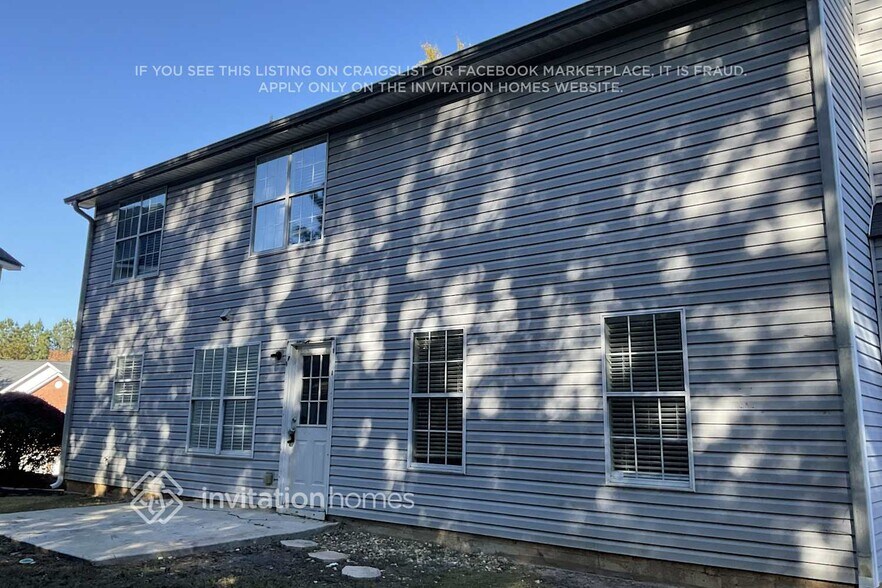 Building Photo - 2535 Tolliver Dr