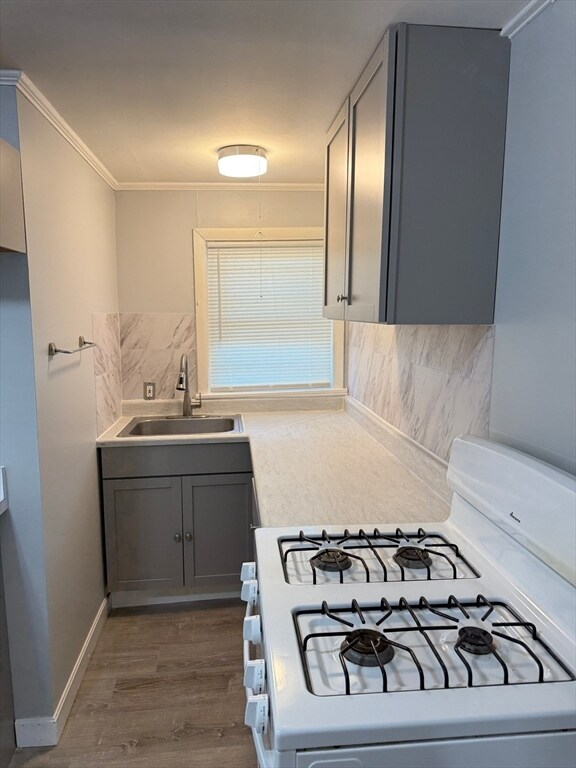 Building Photo - 324 Granite St