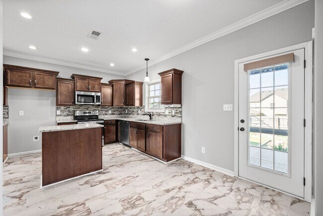 Building Photo - 1378 Dan Brown Dr