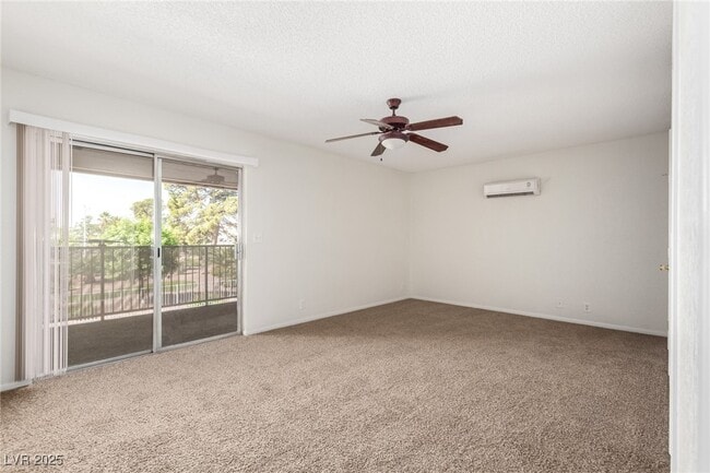 Building Photo - 100 S Crestline Dr