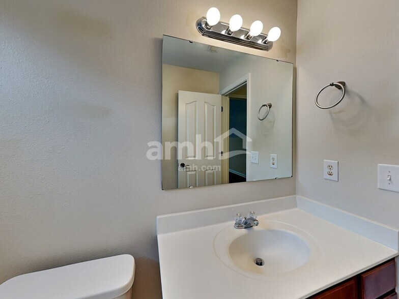 Building Photo - 3488 Lamuel Field Ln