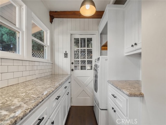 Building Photo - 2624 E 8th St