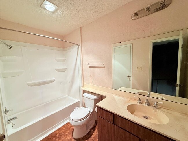 Building Photo - 9611 Blue Creek Ln