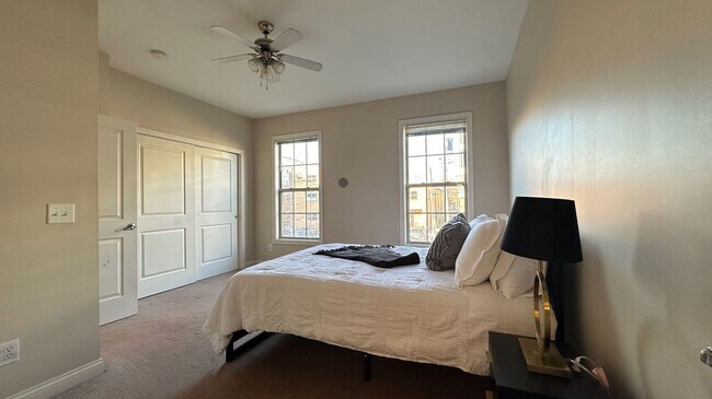 Building Photo - Amazing Location - Downtown Modern Living:...