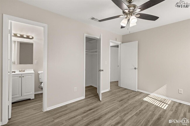 Building Photo - 4728 Eden Ln