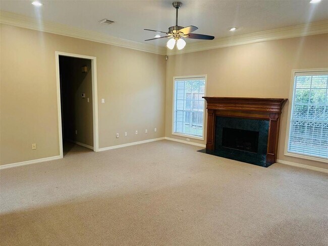 Building Photo - 1511 Beaconshire