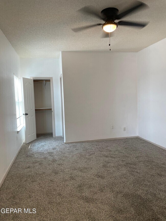 Building Photo - 12325 Tierra Arena Dr