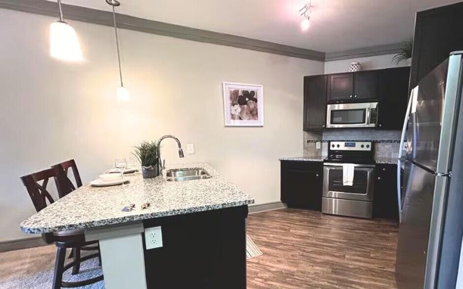 Building Photo - 50 Venue Wy