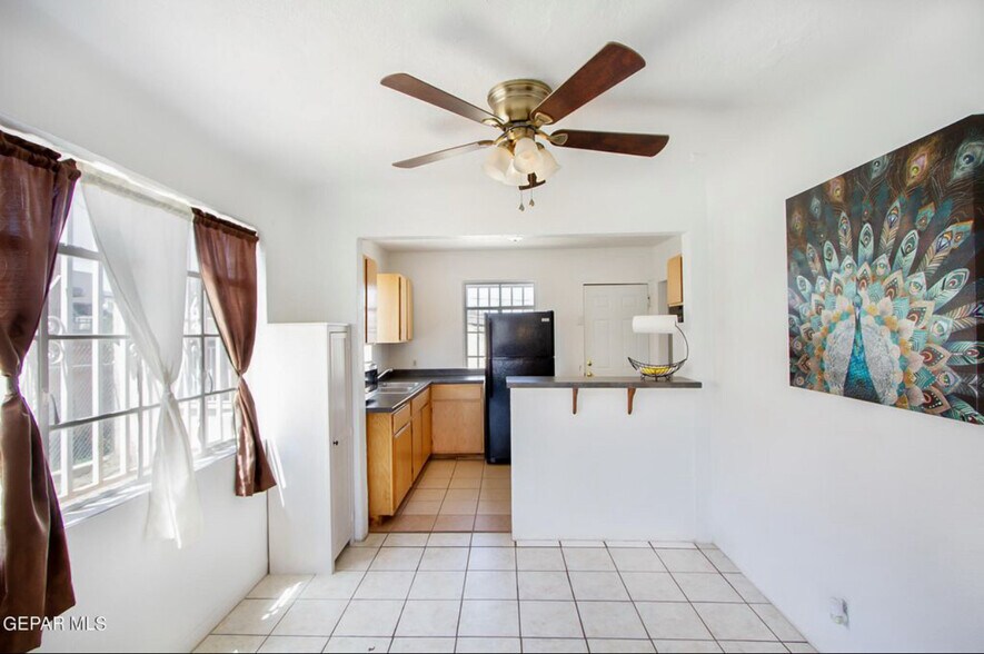 Building Photo - 4305 Frankfort Ave