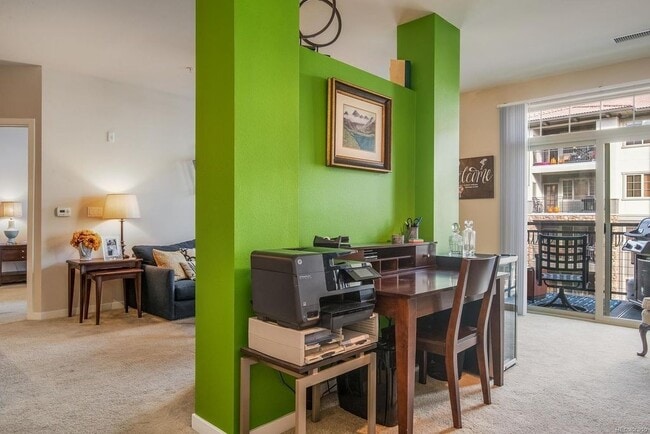 Building Photo - Gorgeous 1 Bedroom 2 Bath With Great Access to Rt 36