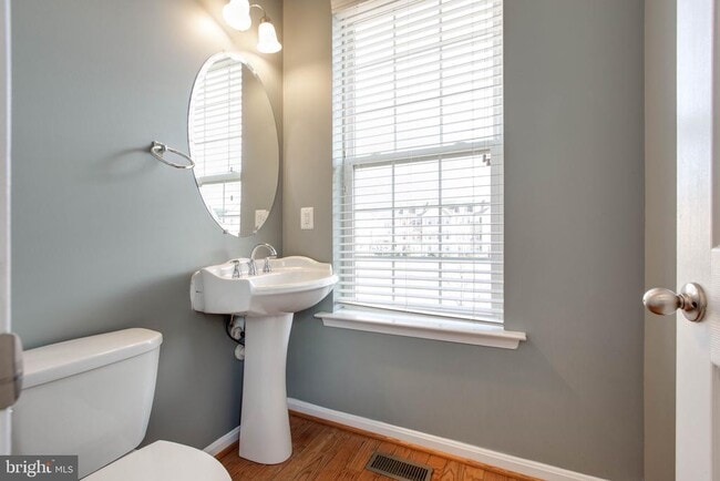 Building Photo - 1038 Ironwood Ln