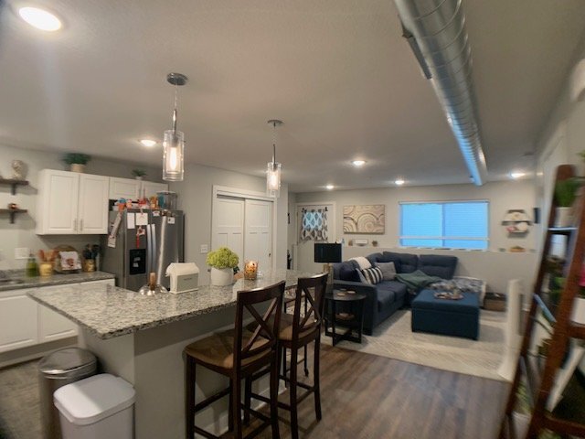 Building Photo - Fantastic luxury two-bedroom, one-bathroom in the Longfellow Neighborhood in Minneapolis!
