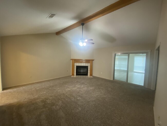 Building Photo - 8604 Timberlyn Way