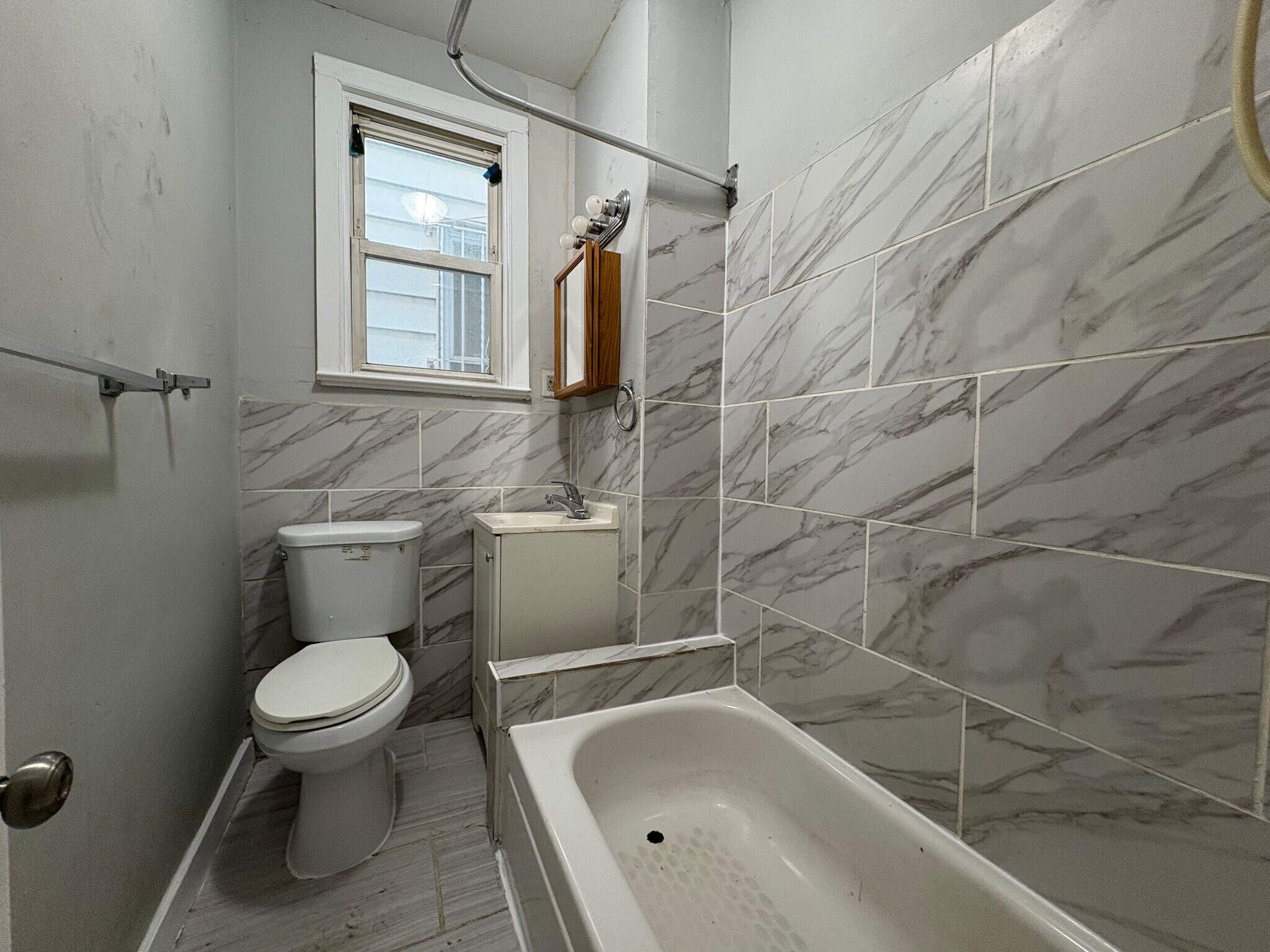 Building Photo - 721 Bergen St