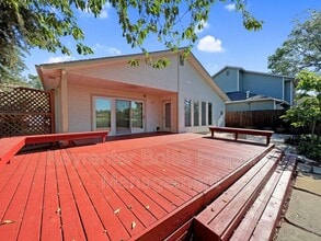 Building Photo - 759 S Coral Pl